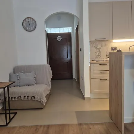Apartment Dama